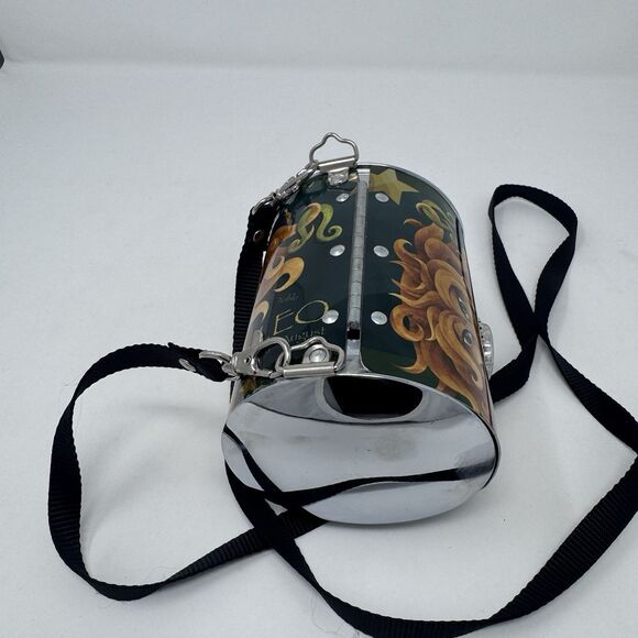 2008 Little Earth Littlearth Metal Zodiac Signs LEO Lion Purse Bag July August - Picture 9 of 10